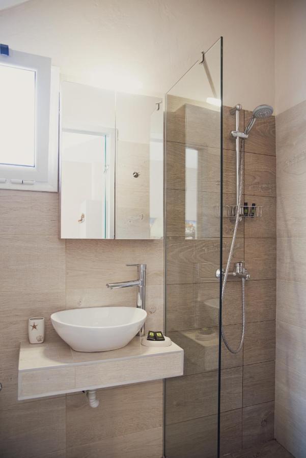 Maria Olga Apartments Benitses  Ngoại thất bức ảnh