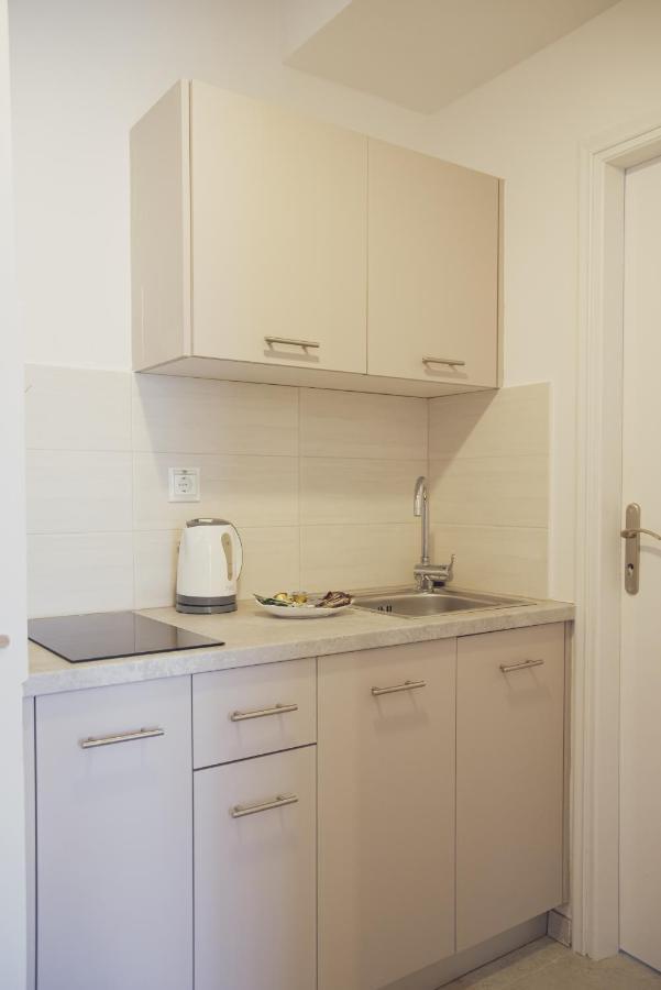 Maria Olga Apartments Benitses  Ngoại thất bức ảnh