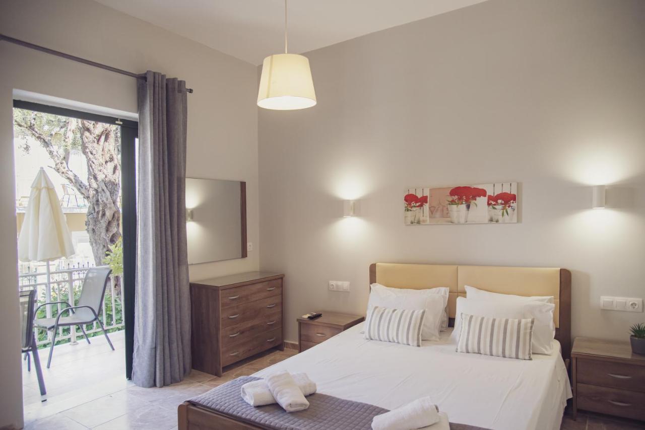 Maria Olga Apartments Benitses  Ngoại thất bức ảnh