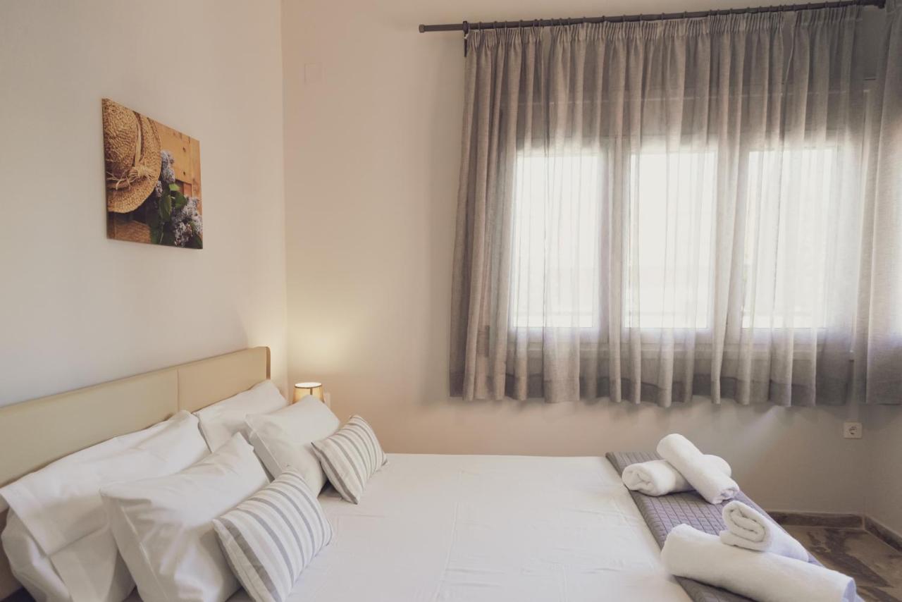 Maria Olga Apartments Benitses  Ngoại thất bức ảnh